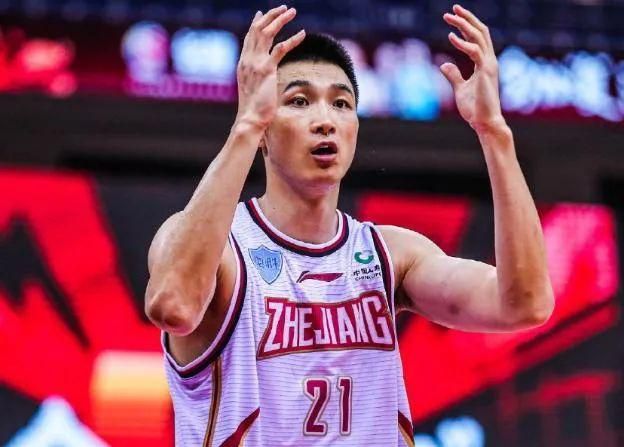 关于曼城我仍在适应曼彻斯特的天气，不过我已经差不多适应了新的环境。